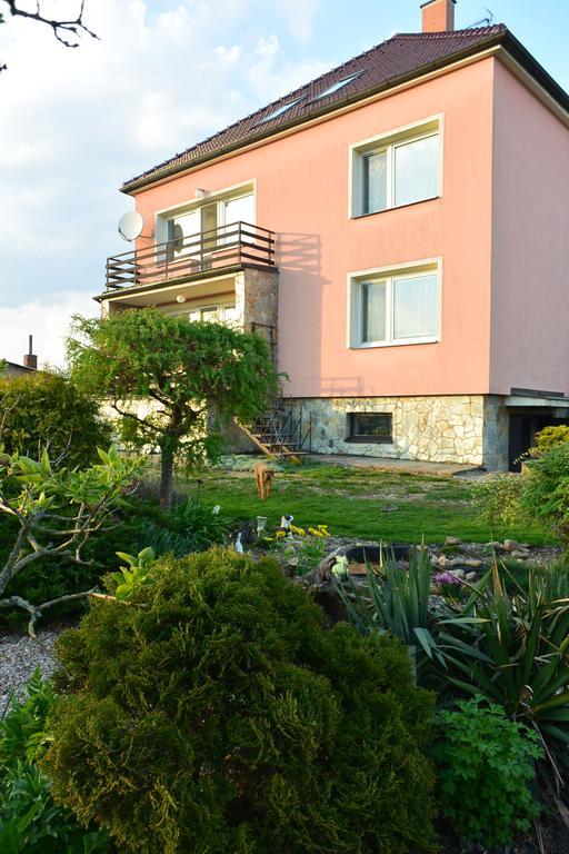 Kobylice Rodinne Ubytovani - Family Accommodation מראה חיצוני תמונה