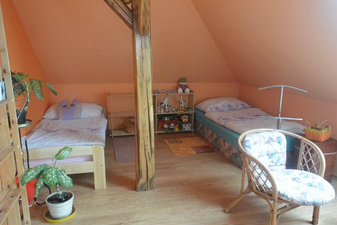 Kobylice Rodinne Ubytovani - Family Accommodation מראה חיצוני תמונה